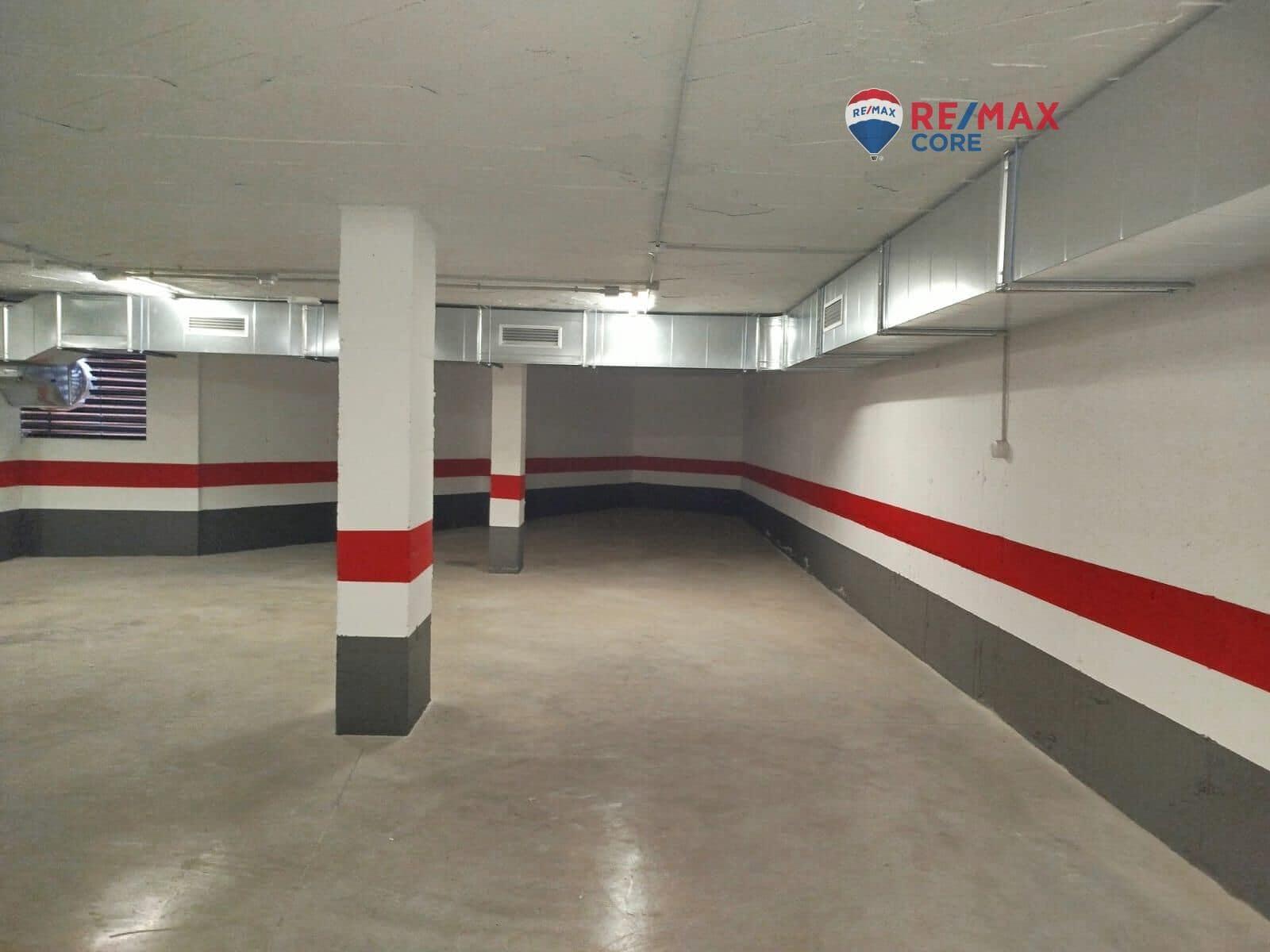 Garage for sale in Badajoz city - € 295,000 (Ref: 9494623)