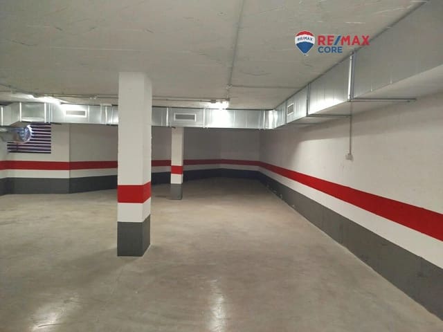 Garage for sale in Badajoz city - € 295,000 (Ref: 9494623)