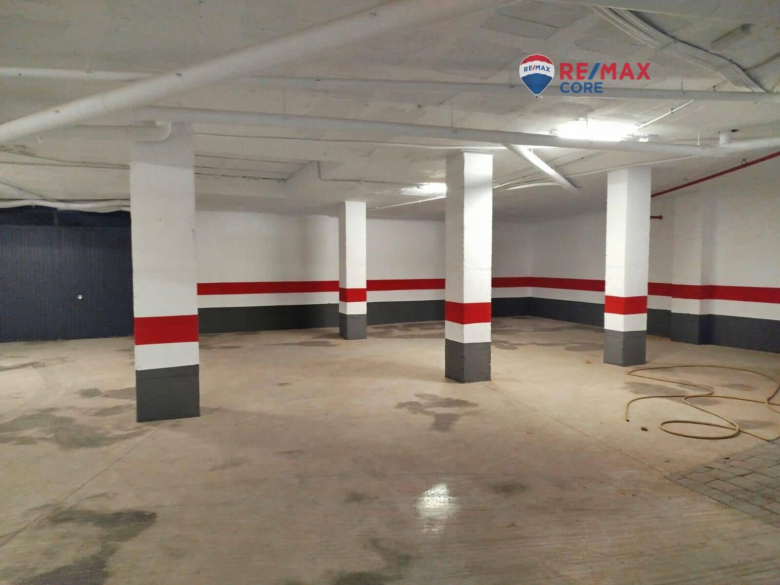 Garage for sale in Badajoz city - € 295,000 (Ref: 9494623)