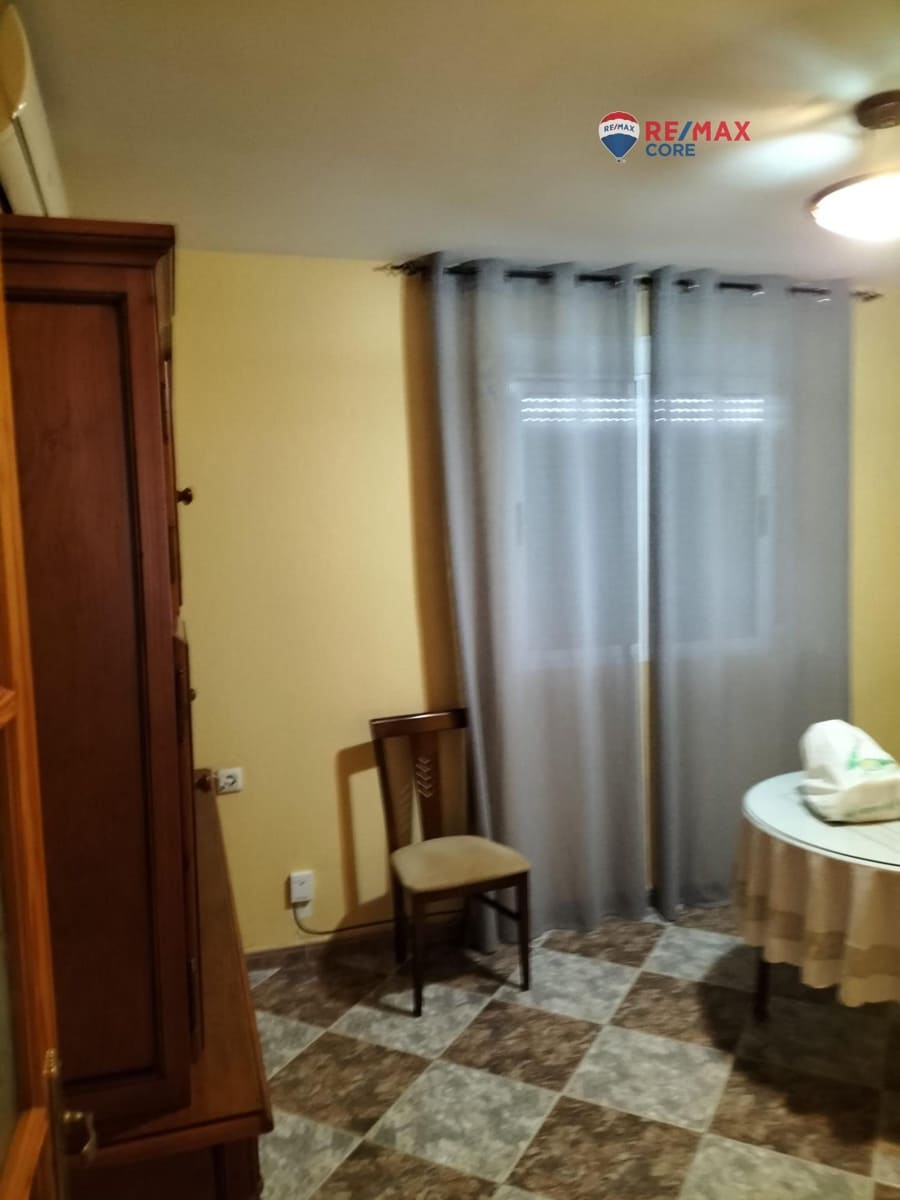 4 soveværelse Byhus til salg i Guarroman med garage - € 115.000 (Ref: 9494624)