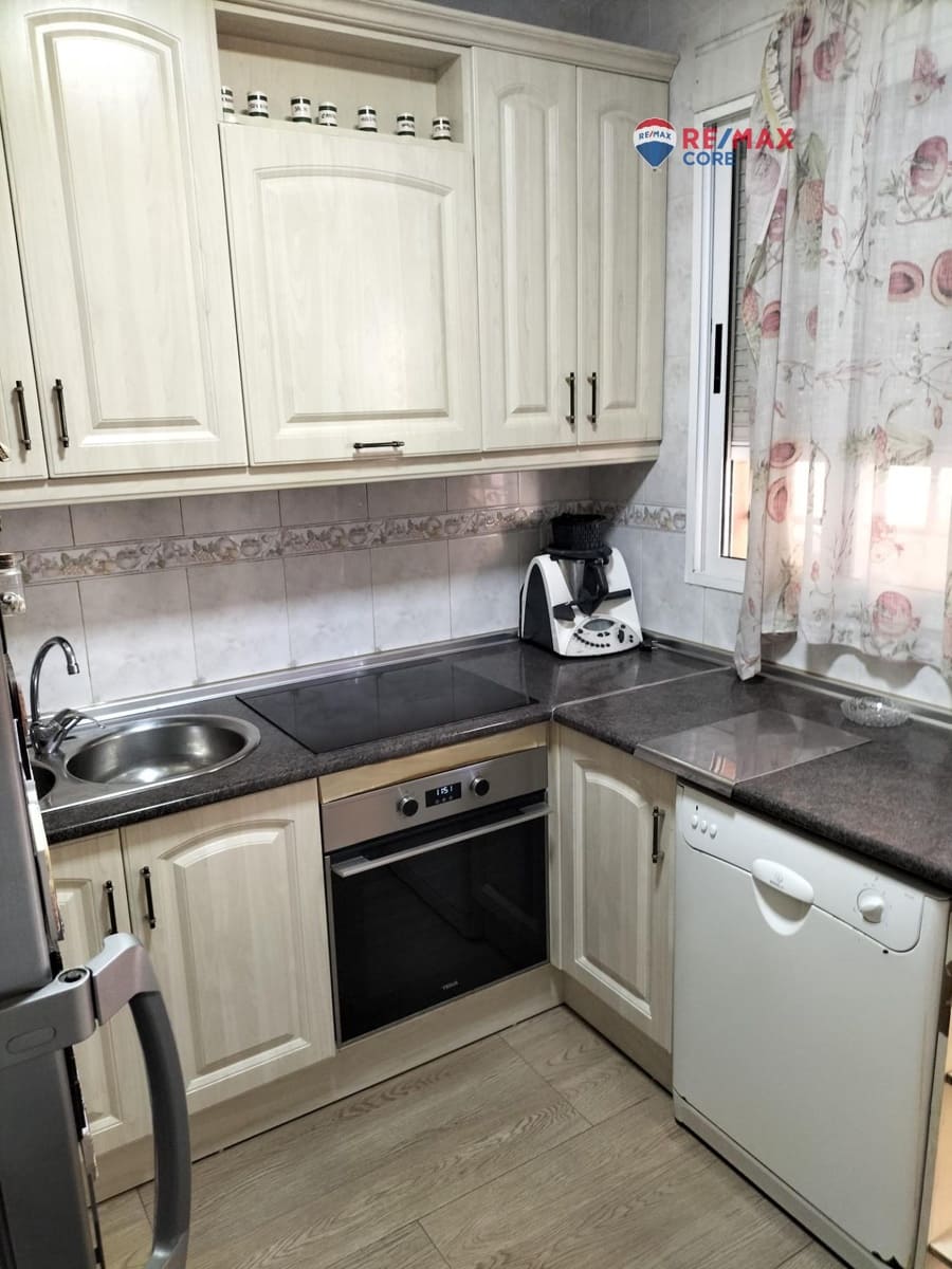 4 soveværelse Byhus til salg i Guarroman med garage - € 115.000 (Ref: 9494624)