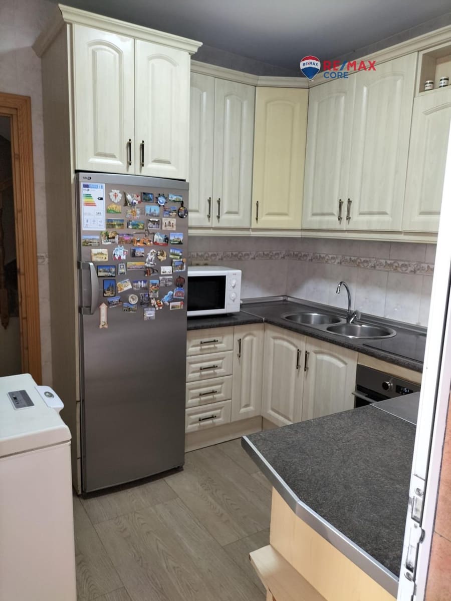 4 soveværelse Byhus til salg i Guarroman med garage - € 115.000 (Ref: 9494624)