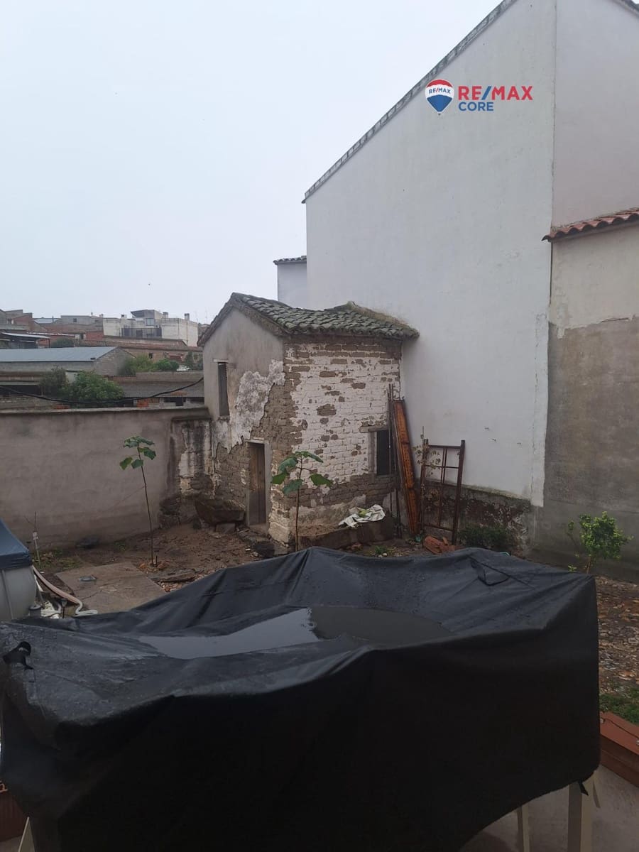 4 slaapkamer Huis te koop in Herreruela de Oropesa - € 115.000 (Ref: 9513415)