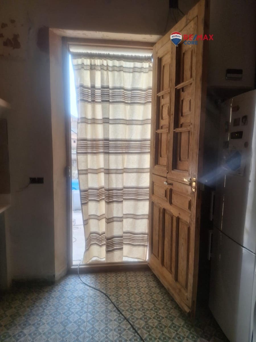 4 slaapkamer Huis te koop in Herreruela de Oropesa - € 115.000 (Ref: 9513415)