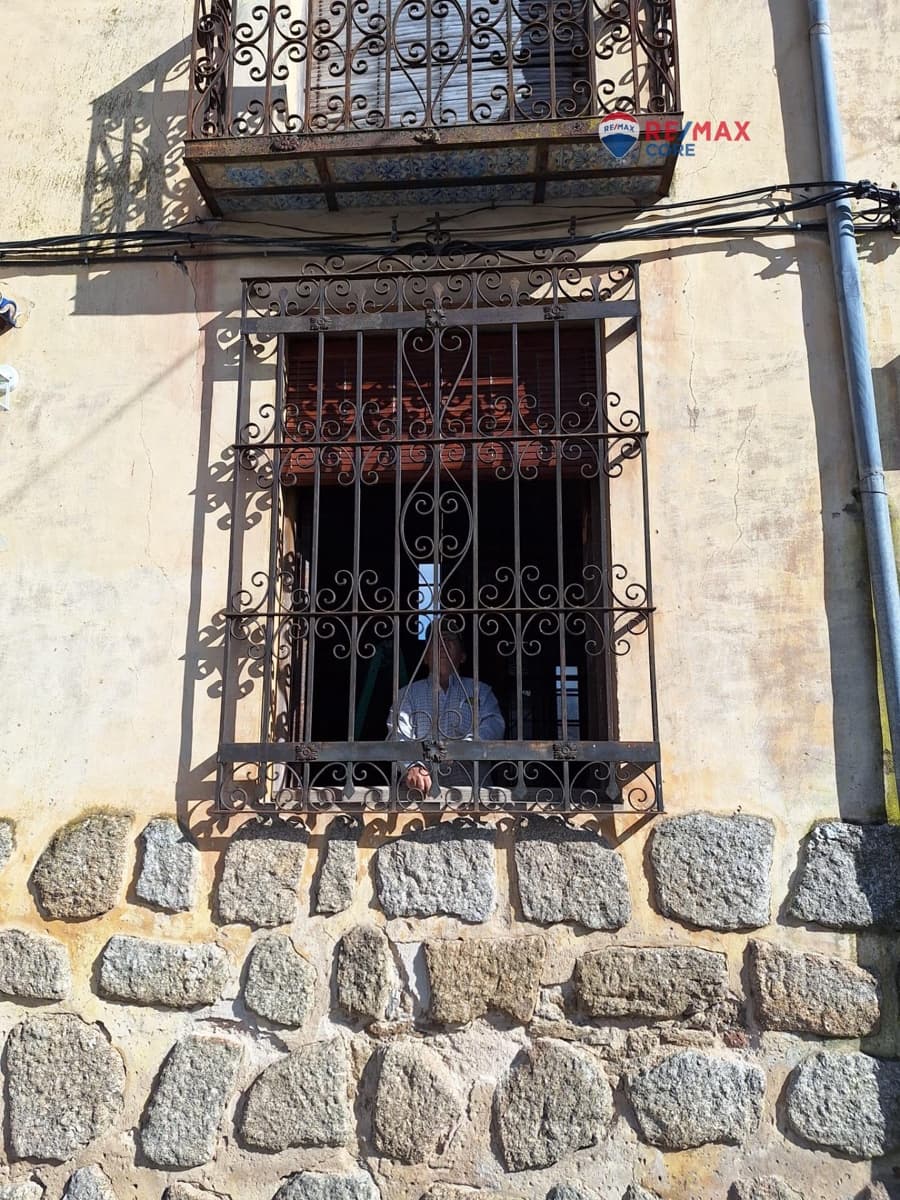 4 slaapkamer Huis te koop in Herreruela de Oropesa - € 115.000 (Ref: 9513415)