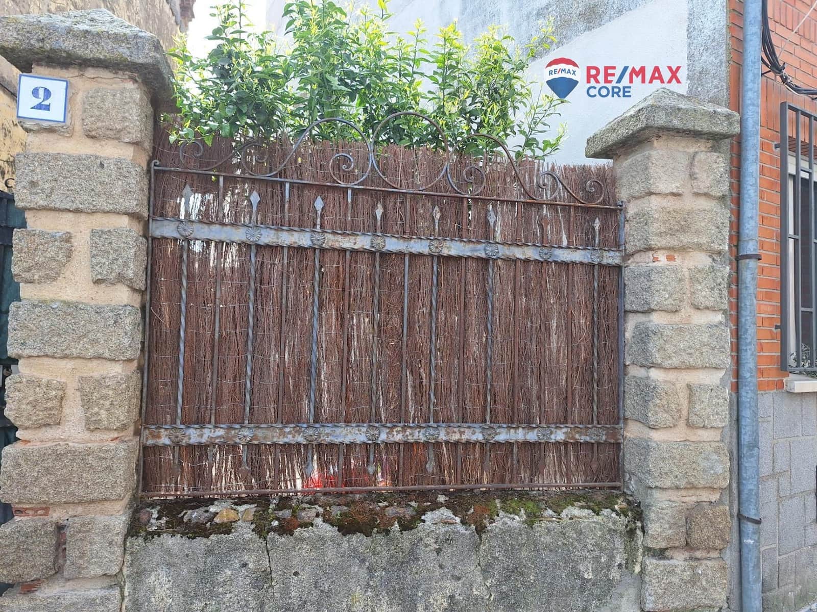 4 slaapkamer Huis te koop in Herreruela de Oropesa - € 115.000 (Ref: 9513415)