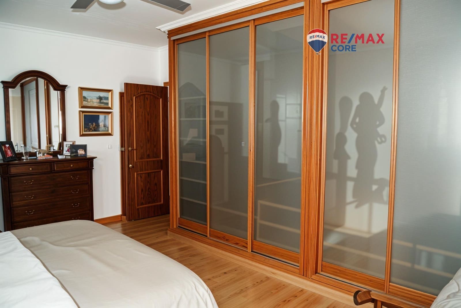 Chalet de 6 habitaciones en Sierra de Fuentes en venta con piscina garaje - 370.000 € (Ref: 9520846)