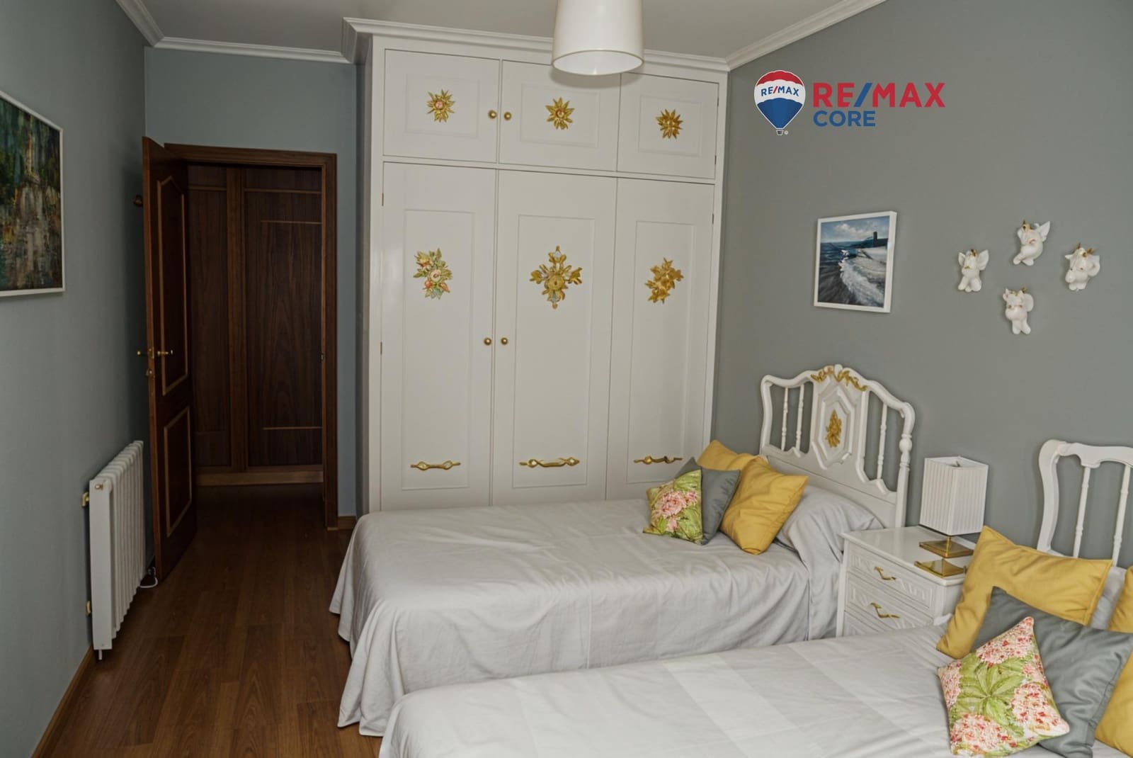 Chalet de 6 habitaciones en Sierra de Fuentes en venta con piscina garaje - 370.000 € (Ref: 9520846)