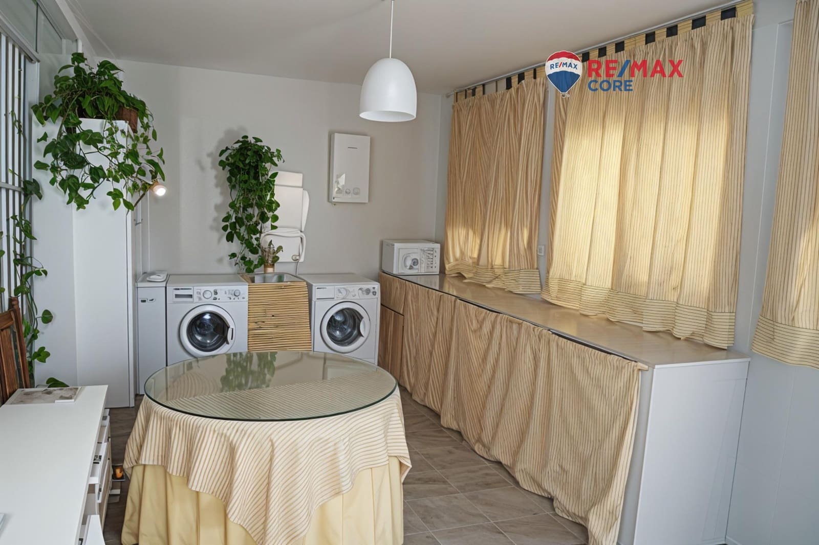 Chalet de 6 habitaciones en Sierra de Fuentes en venta con piscina garaje - 370.000 € (Ref: 9520846)