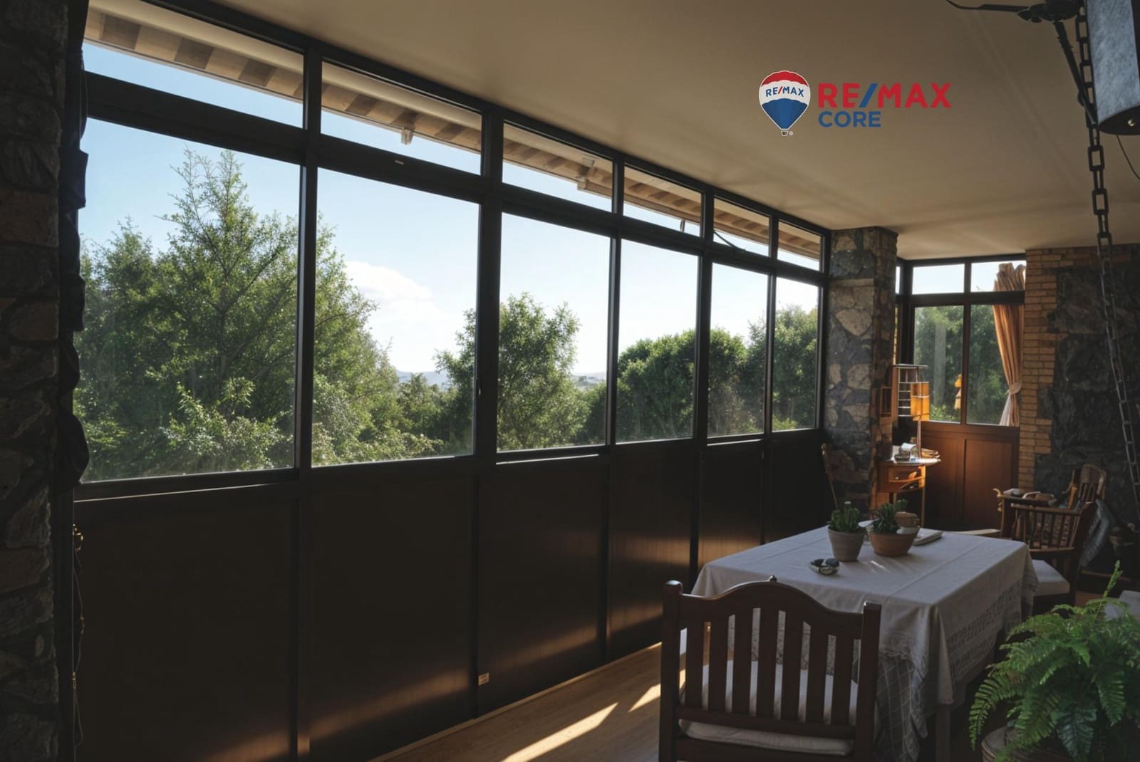 Chalet de 6 habitaciones en Sierra de Fuentes en venta con piscina garaje - 370.000 € (Ref: 9520846)