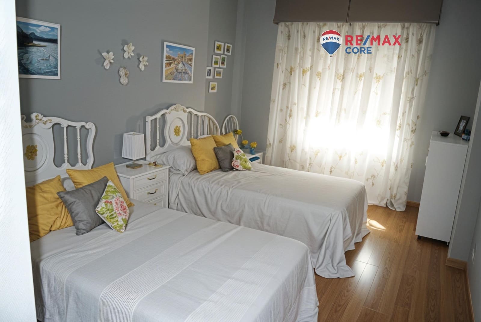 Chalet de 6 habitaciones en Sierra de Fuentes en venta con piscina garaje - 370.000 € (Ref: 9520846)