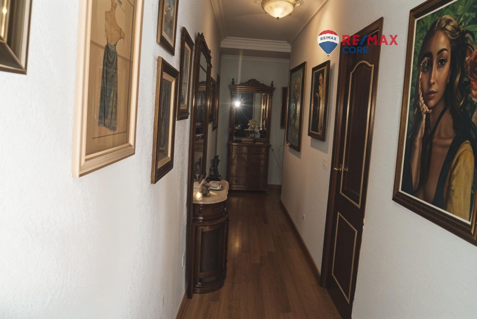 Chalet de 6 habitaciones en Sierra de Fuentes en venta con piscina garaje - 370.000 € (Ref: 9520846)