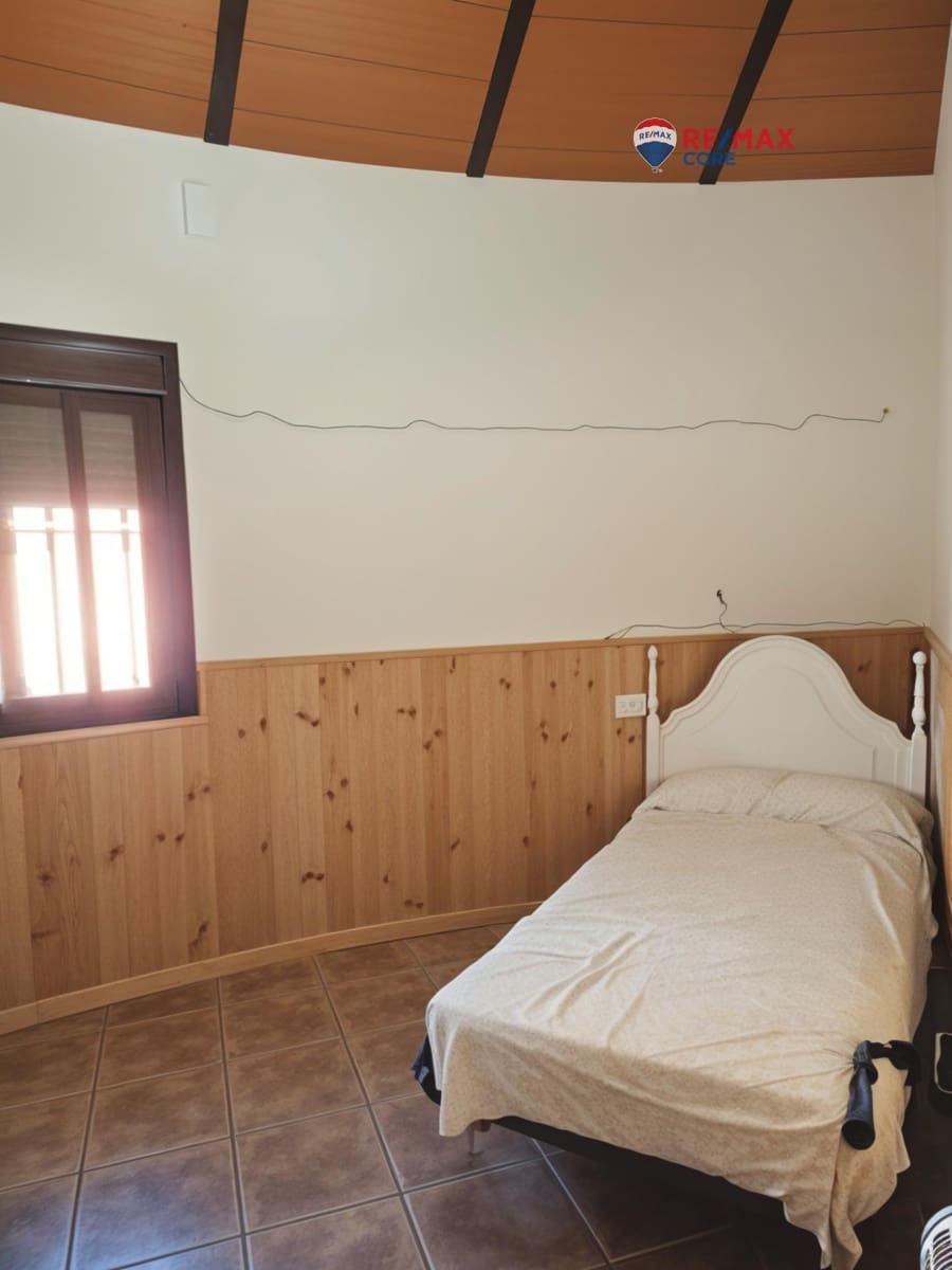 3 makuuhuone Maalaistalo myytävänä paikassa Badajoz kaupunki - 195 000 € (Ref: 9527688)