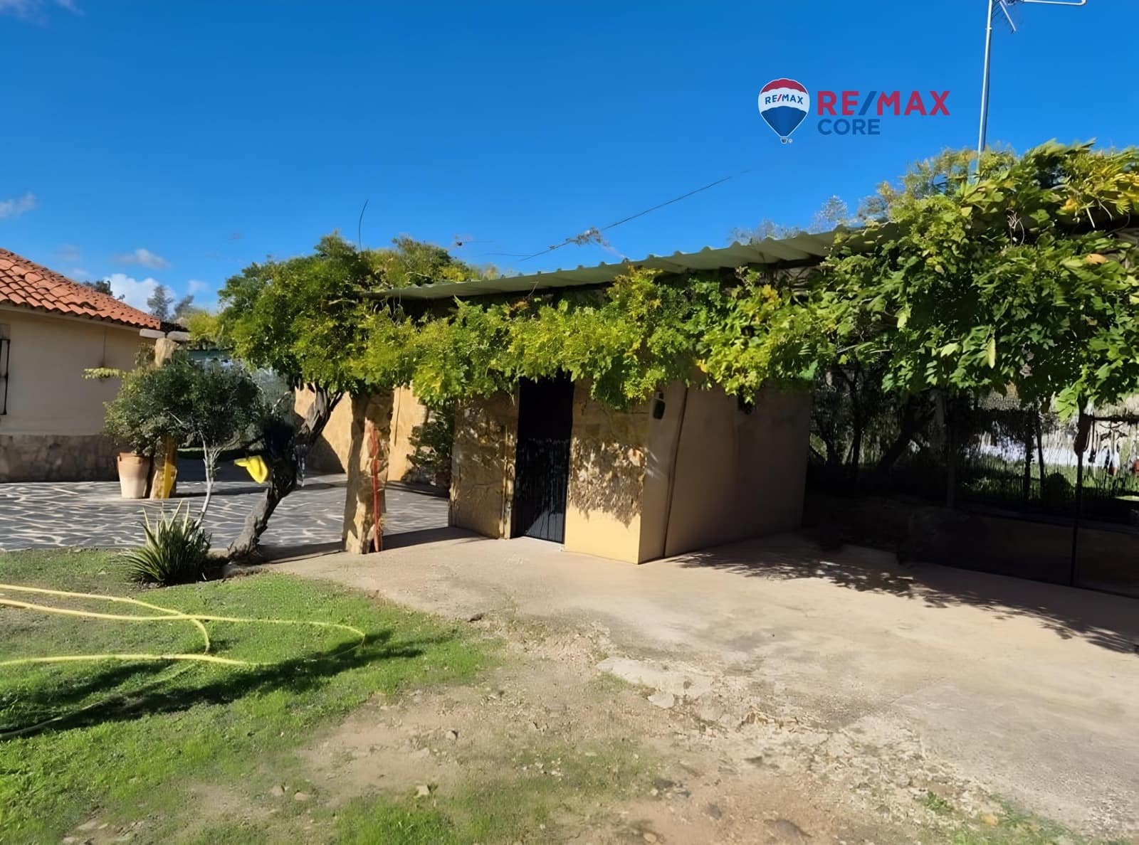 3 makuuhuone Maalaistalo myytävänä paikassa Badajoz kaupunki - 195 000 € (Ref: 9527688)