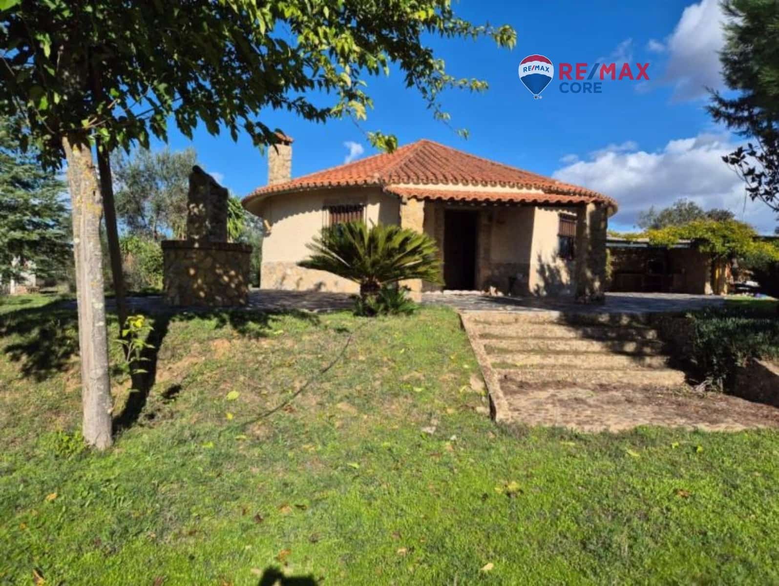 3 makuuhuone Maalaistalo myytävänä paikassa Badajoz kaupunki - 195 000 € (Ref: 9527688)