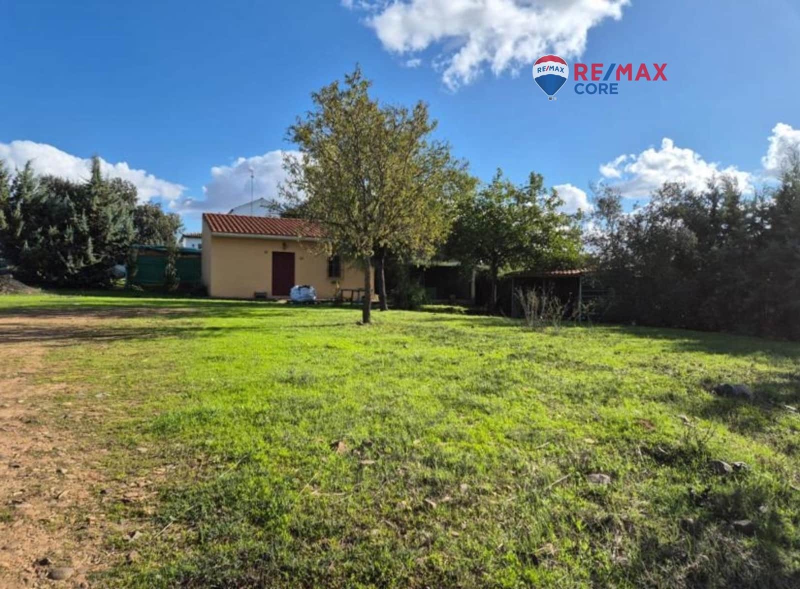 3 makuuhuone Maalaistalo myytävänä paikassa Badajoz kaupunki - 195 000 € (Ref: 9527688)