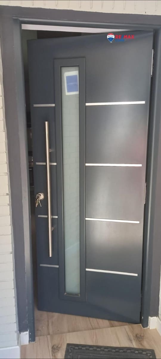 Chalet de 2 habitaciones en Sierra de Fuentes en venta - 230.000 € (Ref: 9541099)