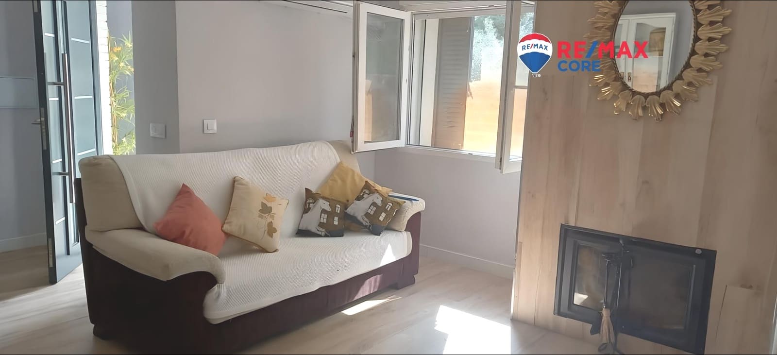 Chalet de 2 habitaciones en Sierra de Fuentes en venta - 230.000 € (Ref: 9541099)