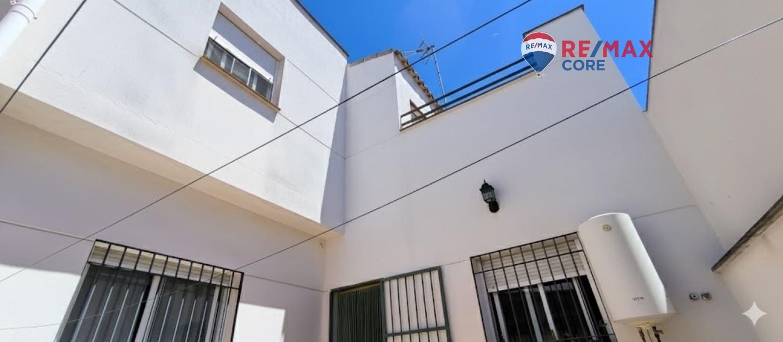 4 bedroom Terraced Villa for sale in Don Benito - € 170,000 (Ref: 9541100)