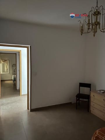 5 quarto Casa em Banda para venda em La Albuera - 200 000 € (Ref: 9541101)