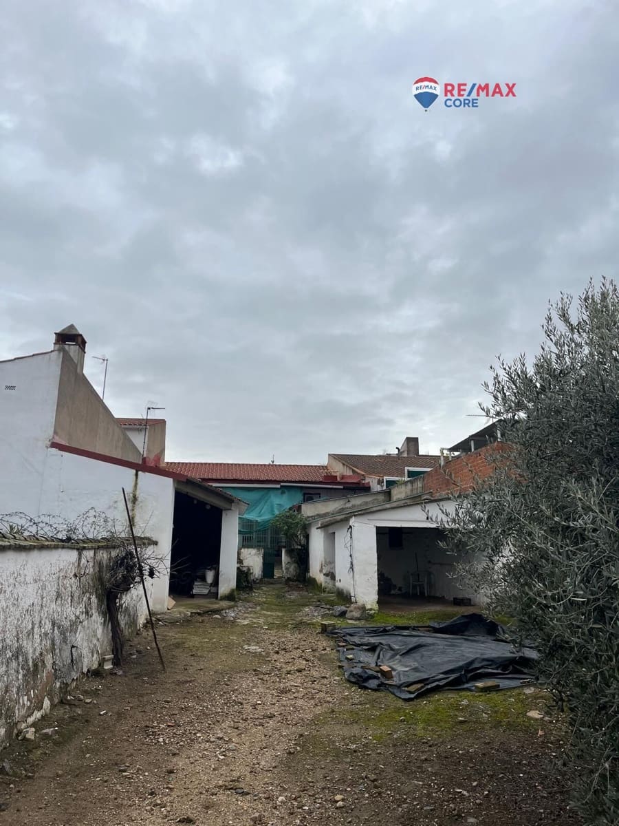 5 quarto Casa em Banda para venda em La Albuera - 200 000 € (Ref: 9541101)