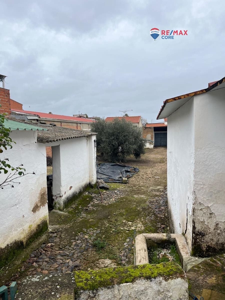 5 quarto Casa em Banda para venda em La Albuera - 200 000 € (Ref: 9541101)