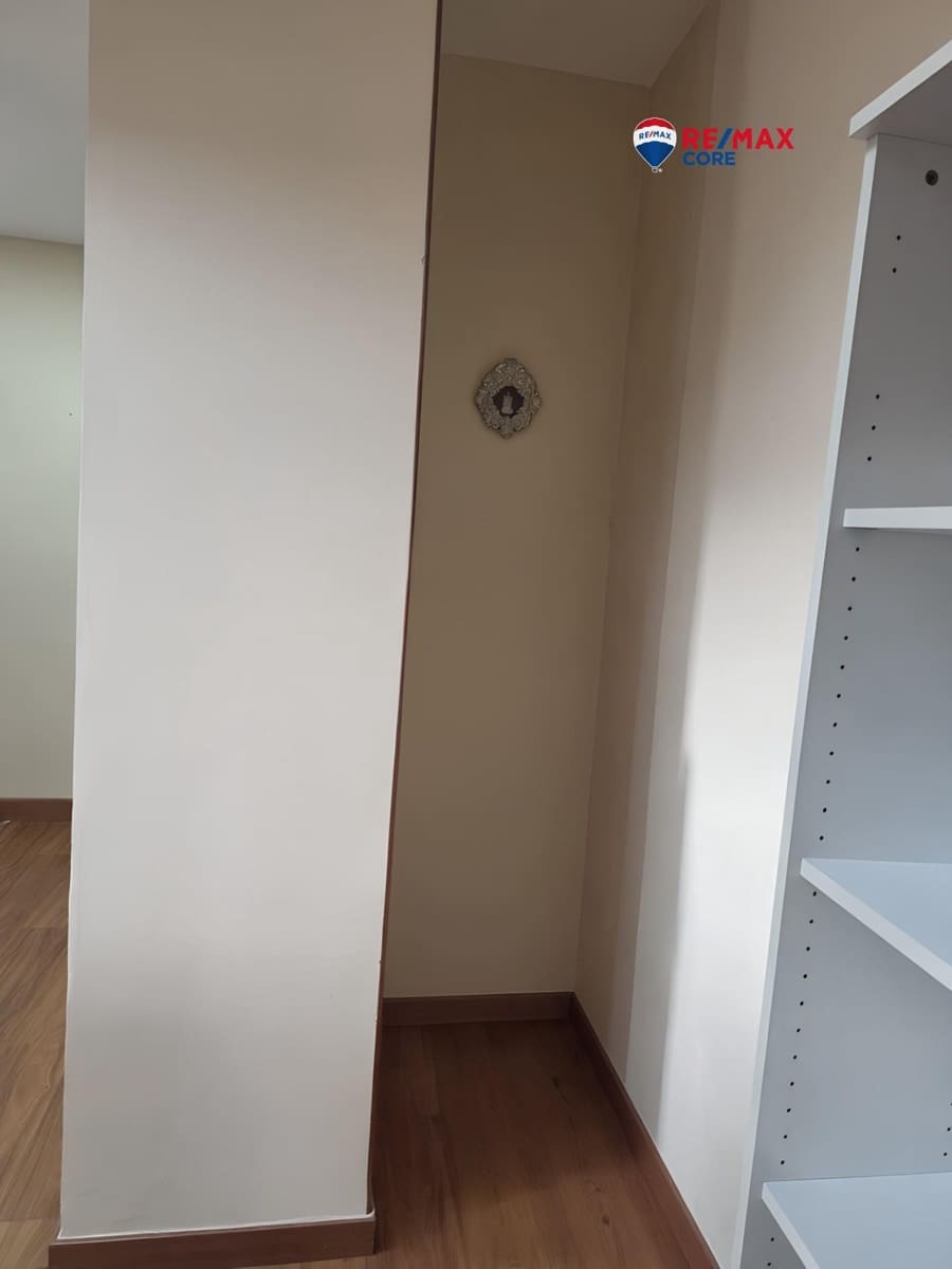 2 soveværelse Kontor til salg i Badajoz by - € 99.000 (Ref: 9543617)