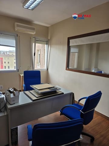 2 soveværelse Kontor til salg i Casco Antiguo, Badajoz by - € 99.000 (Ref: 9543617)