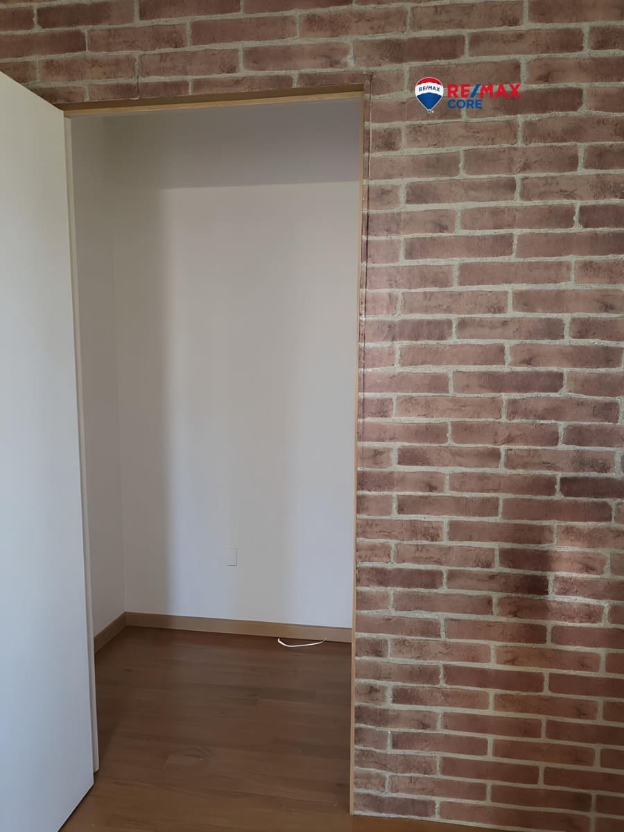 2 soveværelse Kontor til salg i Badajoz by - € 99.000 (Ref: 9543617)