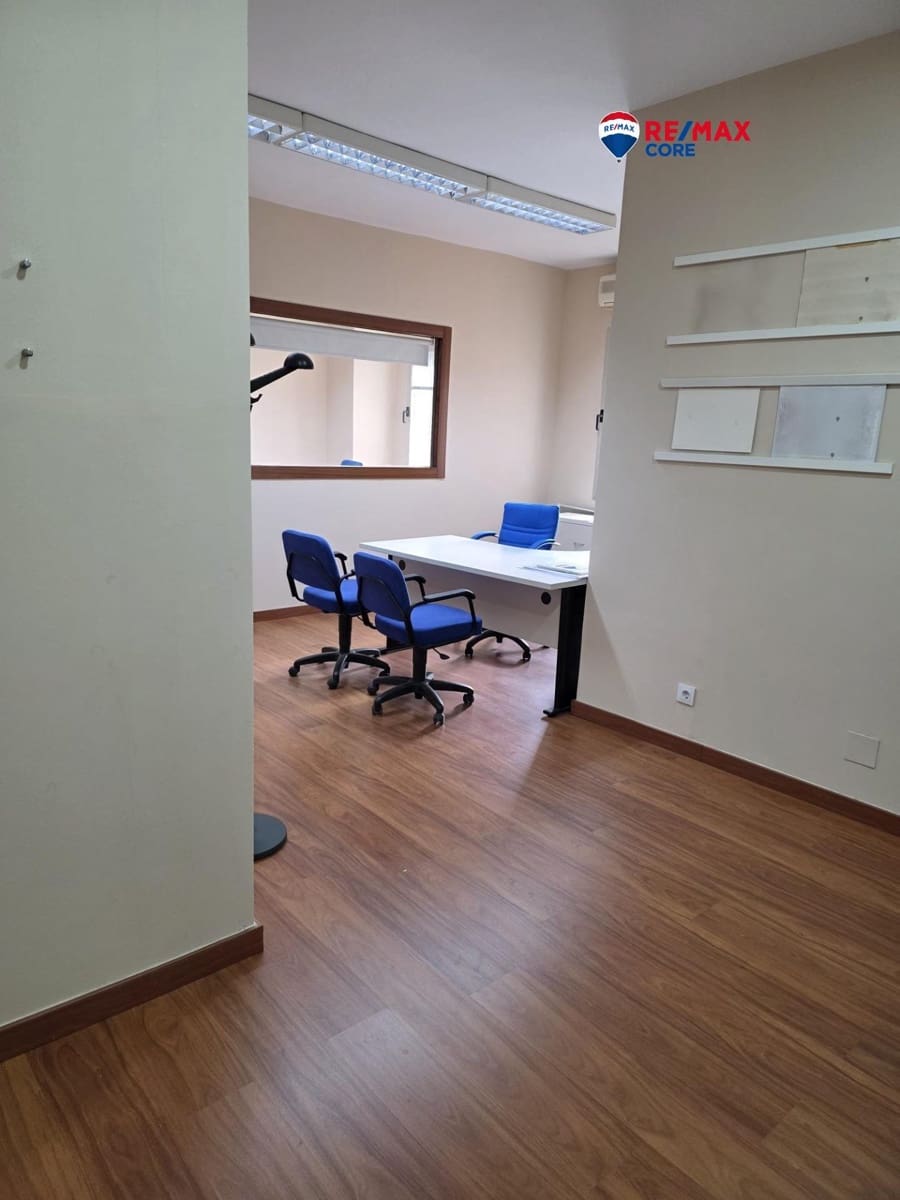 2 makuuhuone Toimisto myytävänä paikassa Badajoz kaupunki - 95 000 € (Ref: 9543617)