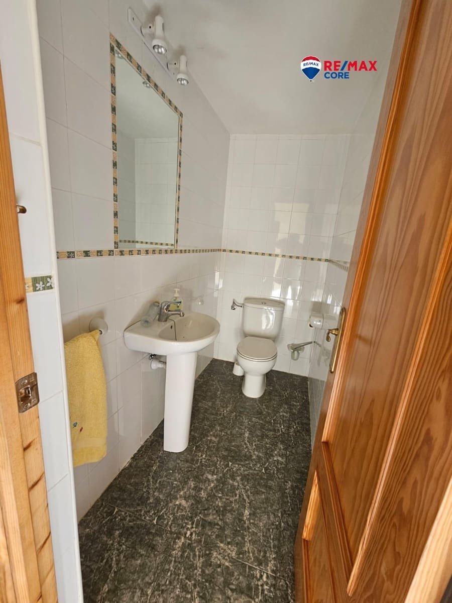 7 slaapkamer Huis te koop in Villamesias - € 109.000 (Ref: 9555840)