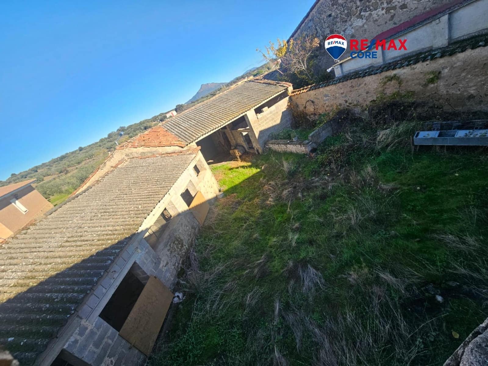 7 slaapkamer Huis te koop in Villamesias - € 109.000 (Ref: 9555840)