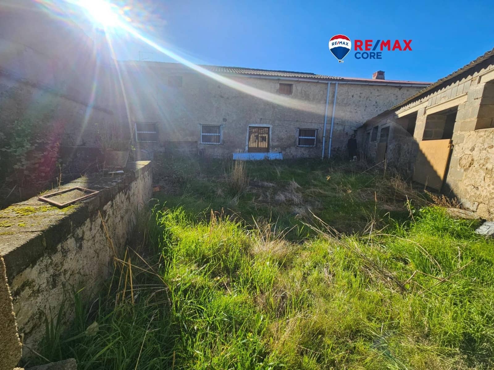 7 slaapkamer Huis te koop in Villamesias - € 99.000 (Ref: 9555840)