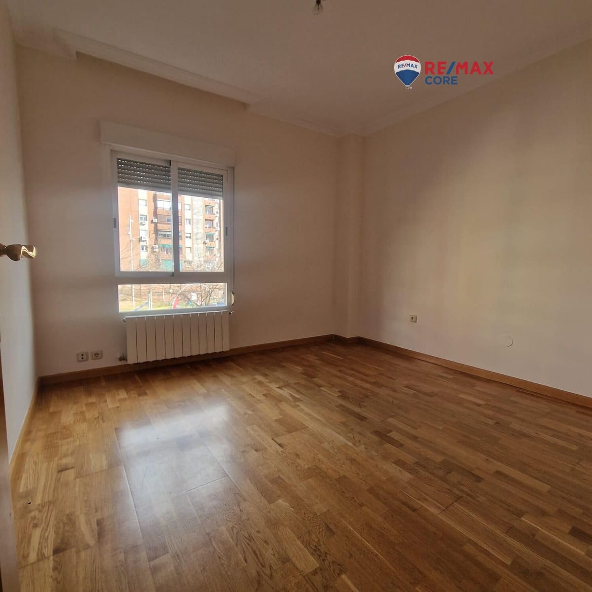 4 bedroom Flat for rent in Badajoz city - € 900 (Ref: 9561805)