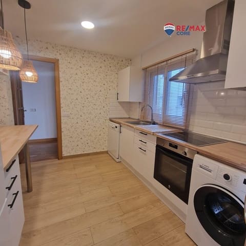 4 sypialnia Mieszkanie do wynajęcia w Miasto Badajoz - 900 € (Ref: 9561805)