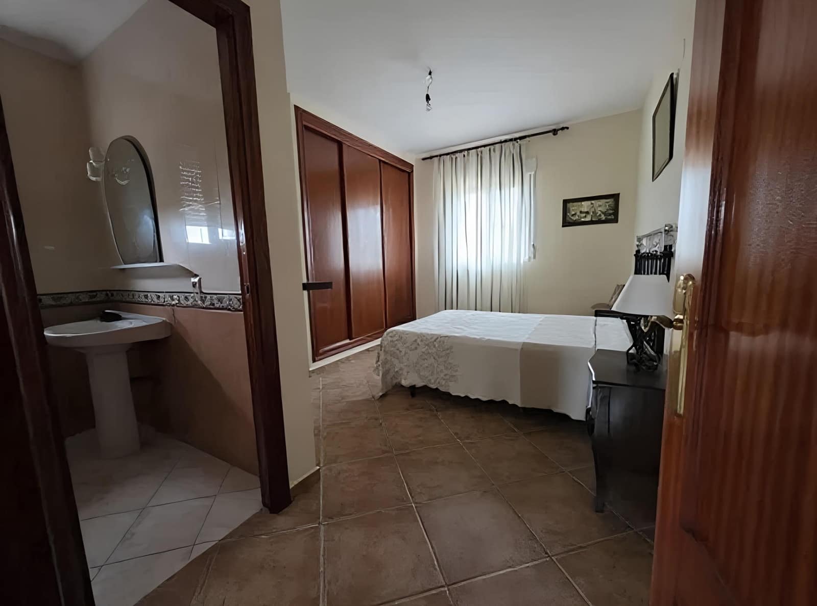 5 slaapkamer Villa te koop in Badajoz stad met garage - € 315.000 (Ref: 9565249)