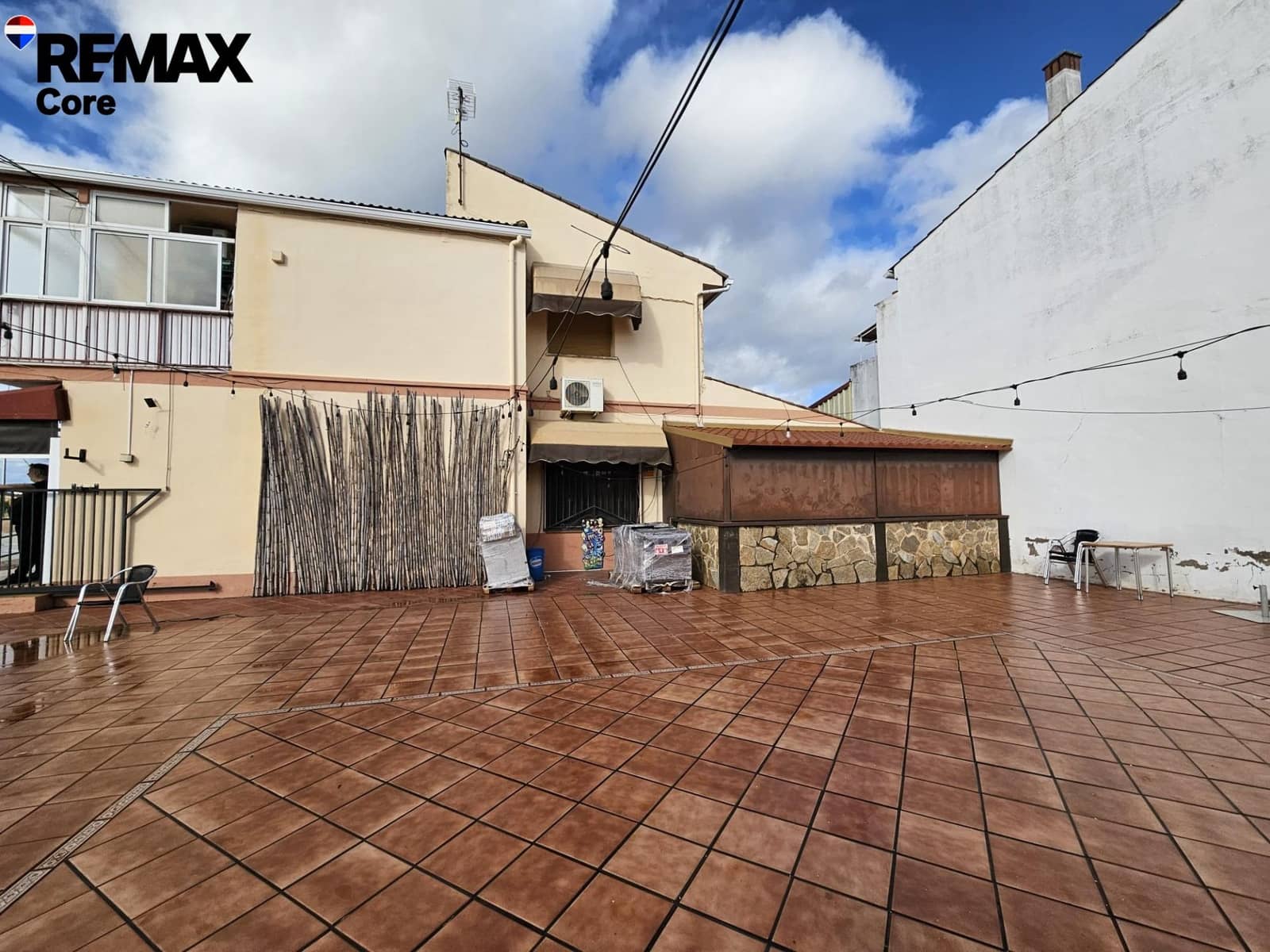 4 Zimmer Firma/Unternehmen zu verkaufen in Almoharin mit Garage - 380.000 € (Ref: 9576707)