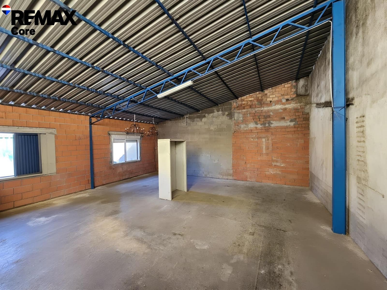 4 Zimmer Firma/Unternehmen zu verkaufen in Almoharin mit Garage - 380.000 € (Ref: 9576707)