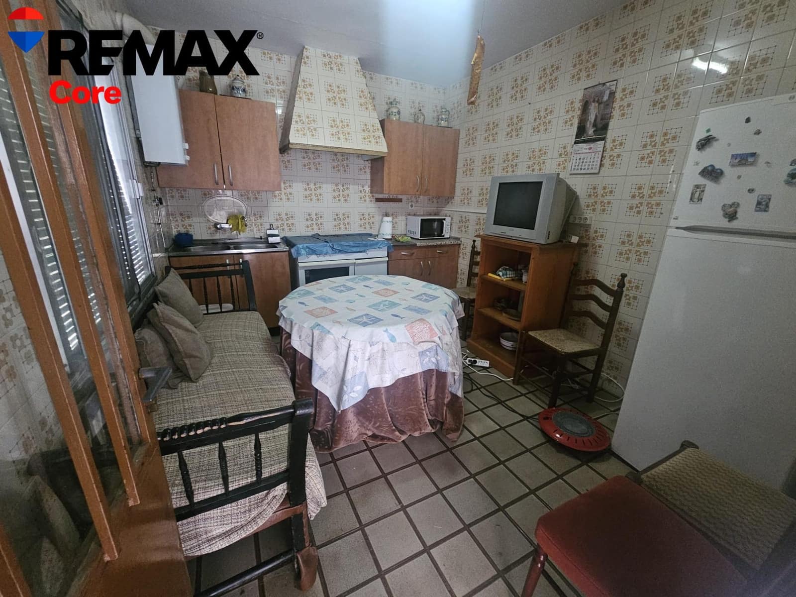 4 bedroom Villa for sale in Valdefuentes with garage - € 100,000 (Ref: 9586514)