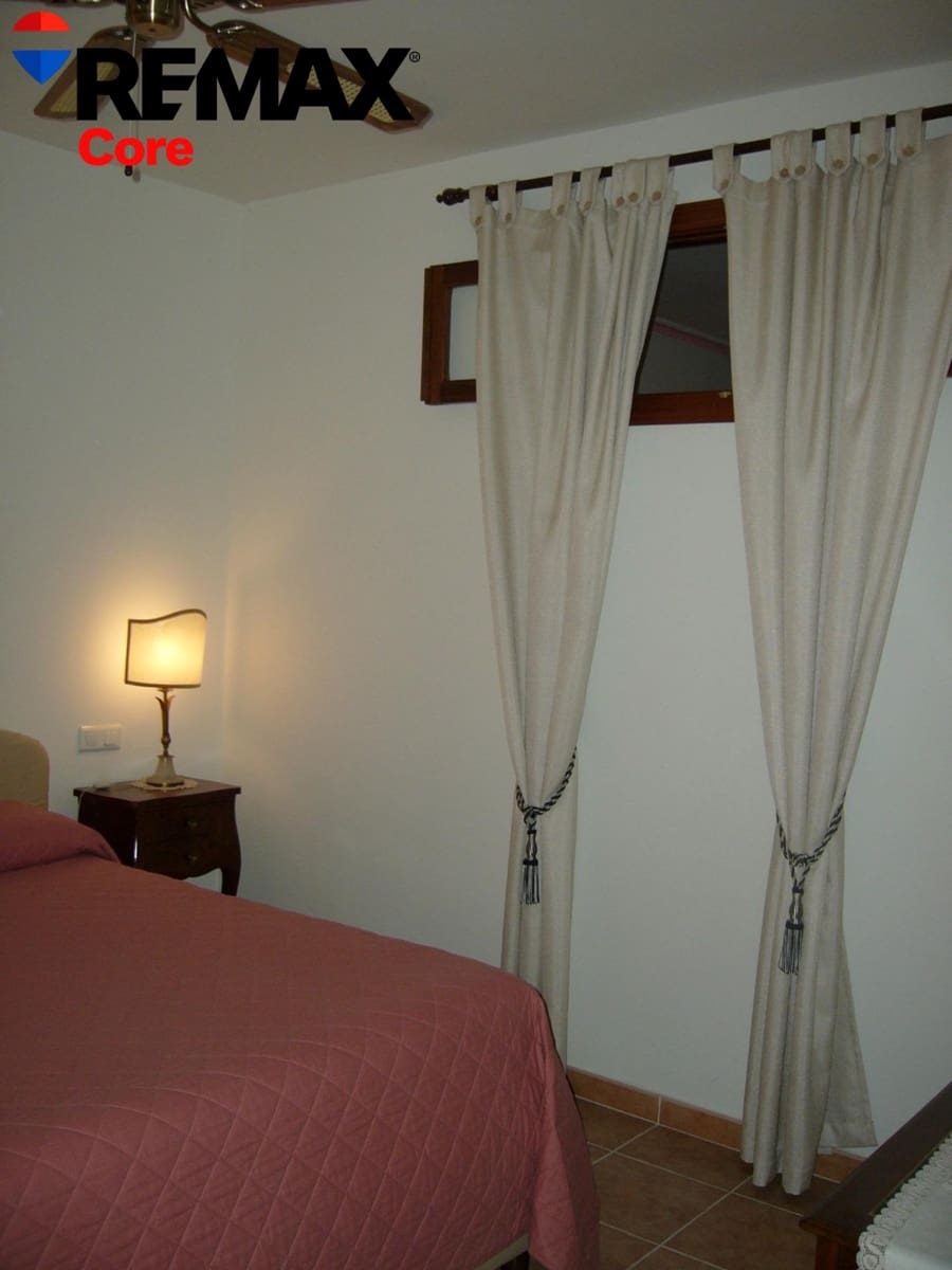 4 quarto Moradia para venda em Orellana la Vieja com garagem - 85 000 € (Ref: 9591293)