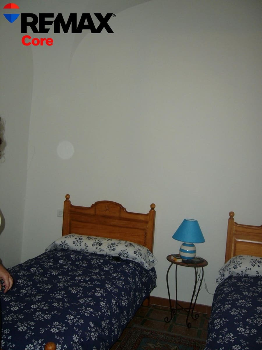 4 quarto Moradia para venda em Orellana la Vieja com garagem - 85 000 € (Ref: 9591293)