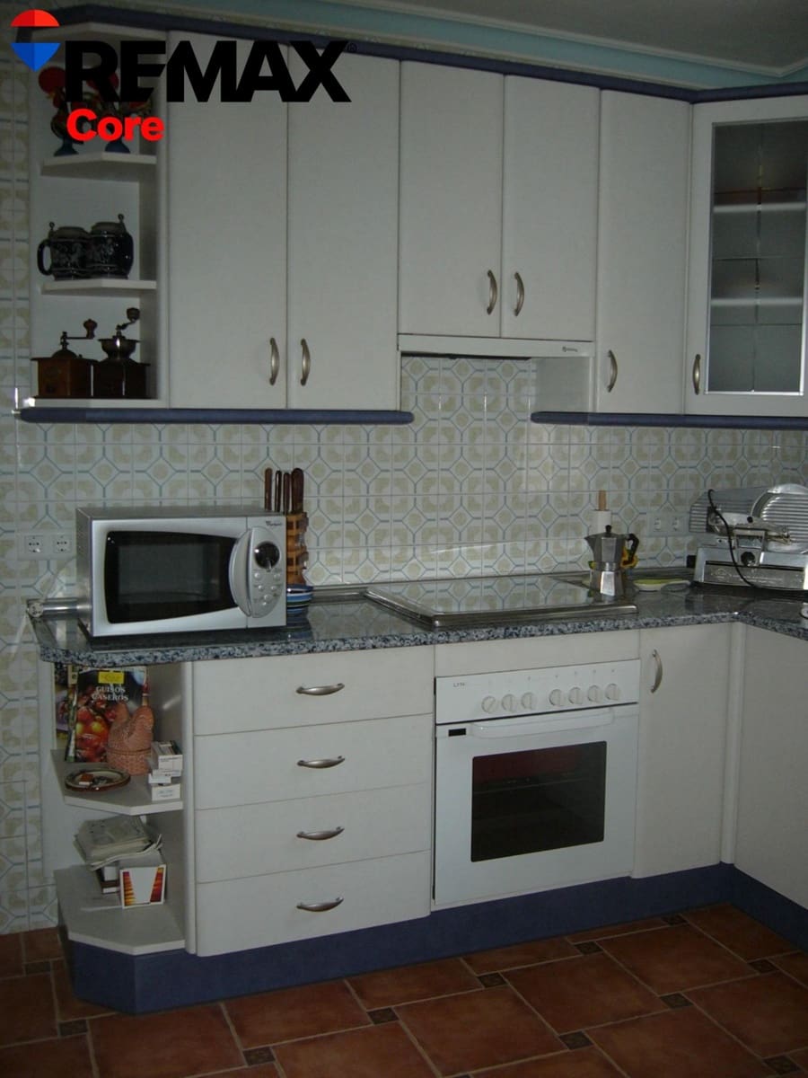 4 quarto Moradia para venda em Orellana la Vieja com garagem - 85 000 € (Ref: 9591293)