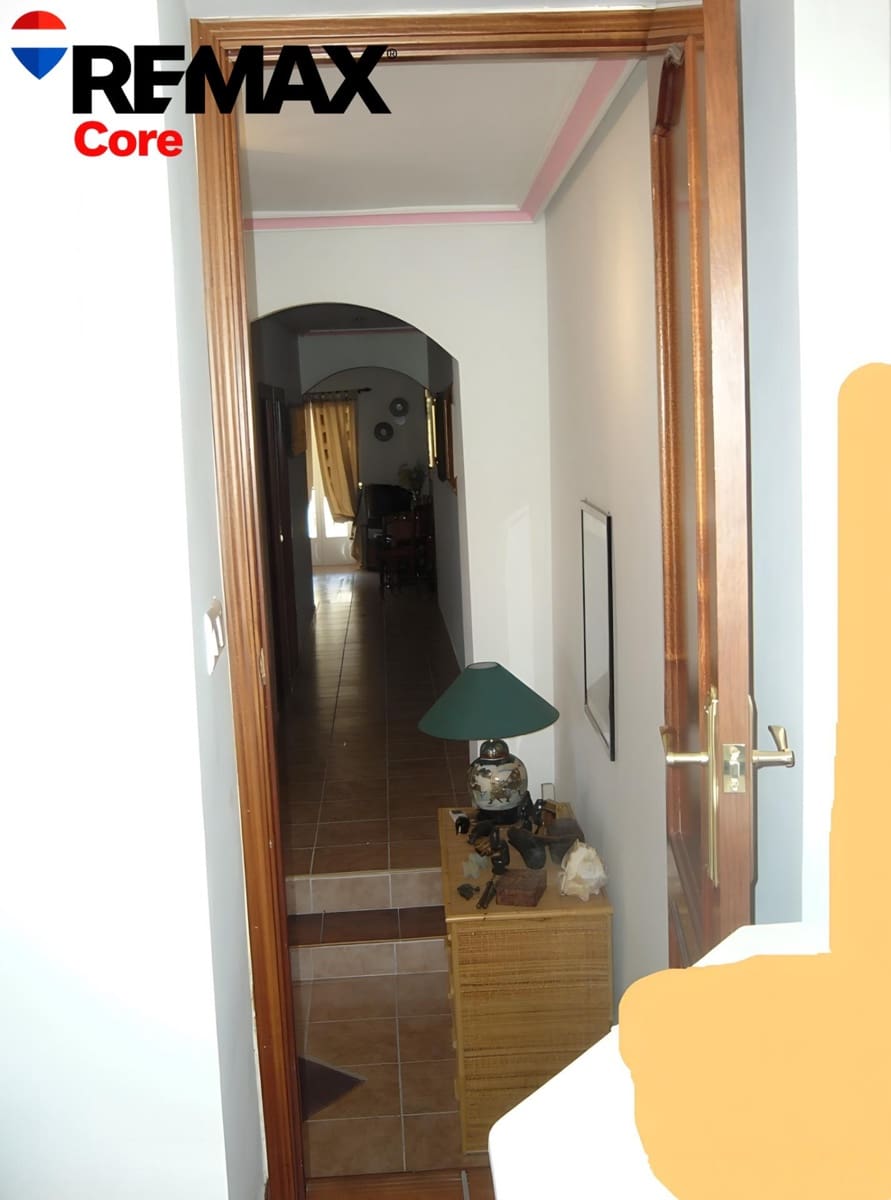 4 quarto Moradia para venda em Orellana la Vieja com garagem - 85 000 € (Ref: 9591293)