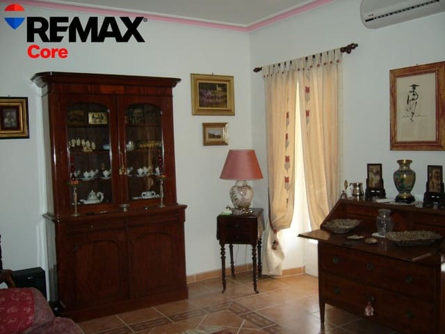 4 quarto Moradia para venda em Orellana la Vieja com garagem - 85 000 € (Ref: 9591293)