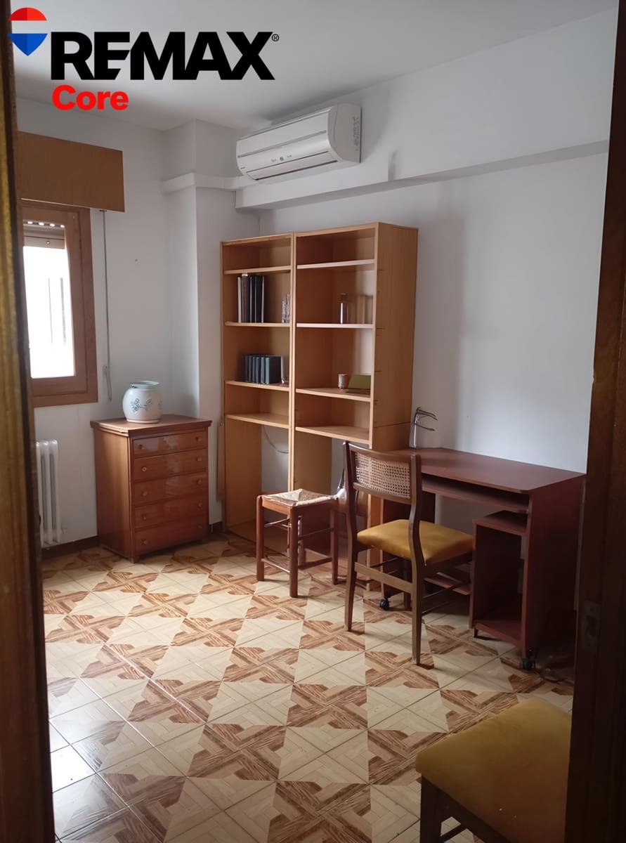 4 sovrum Lägenhet till salu i Plasencia - 170 930 € (Ref: 9611539)