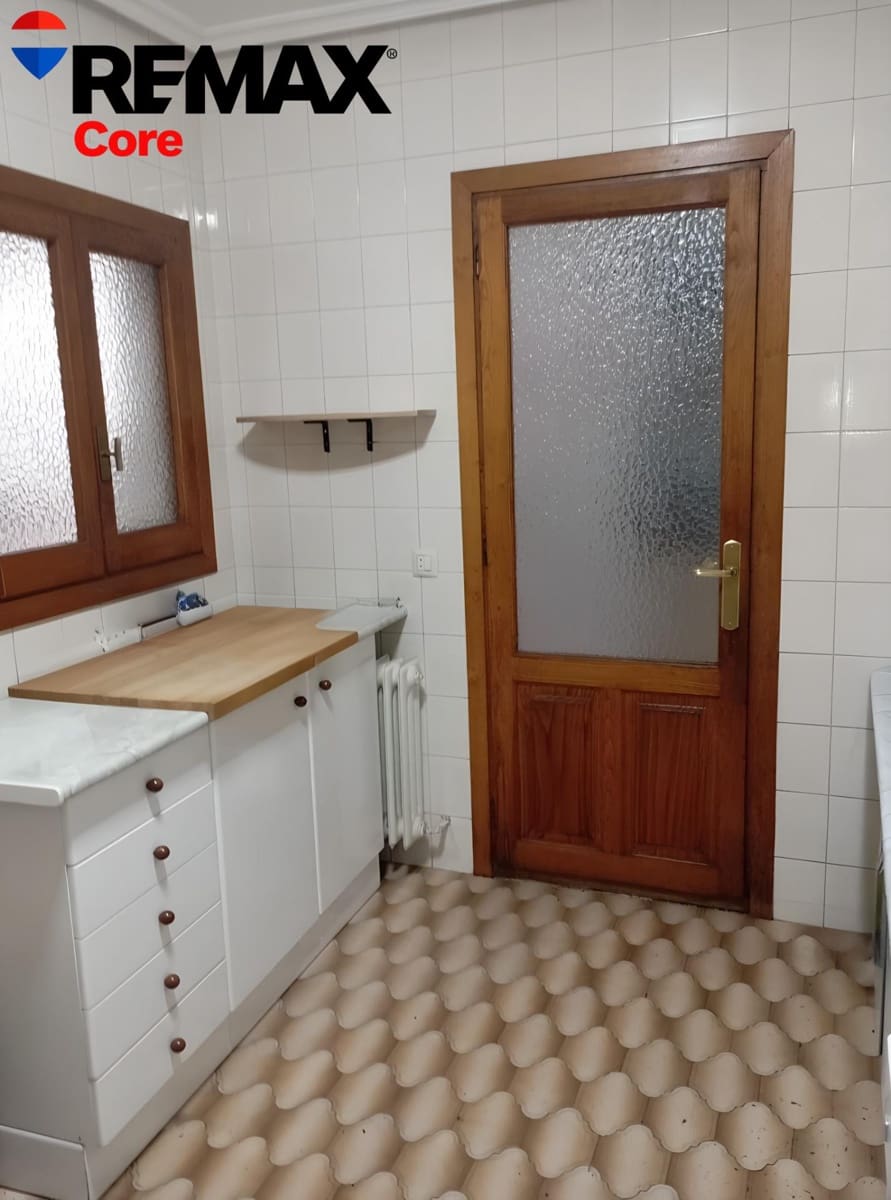 4 sovrum Lägenhet till salu i Plasencia - 170 930 € (Ref: 9611539)