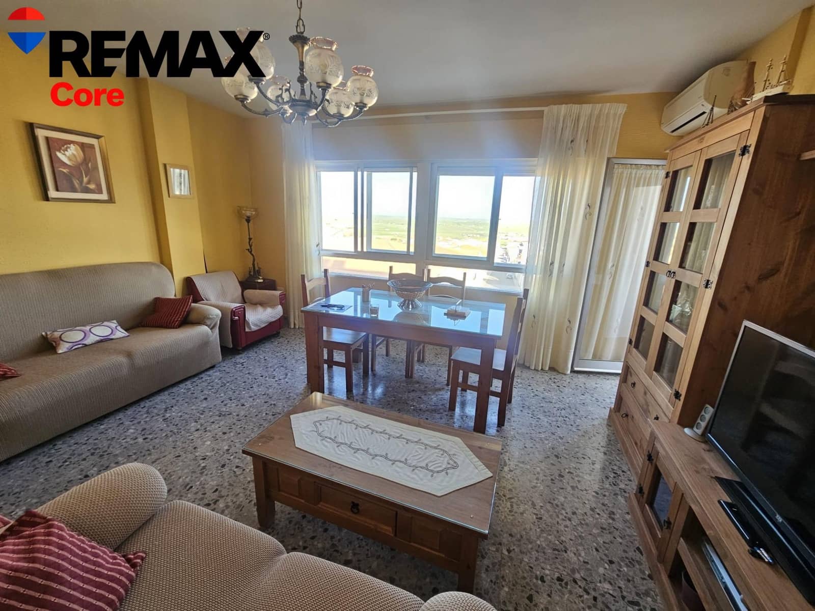 Piso de 4 habitaciones en Sierra de Fuentes en venta - 132.000 € (Ref: 9629981)