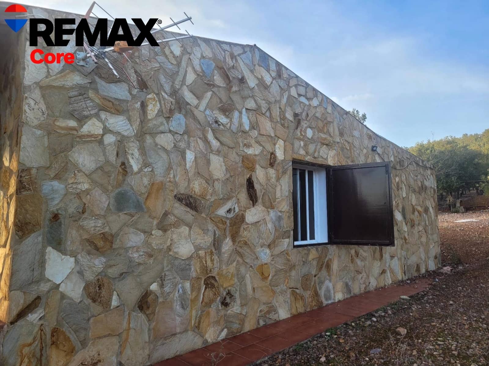 Undeveloped Land for sale in La Roca de la Sierra - € 600,000 (Ref: 9629982)