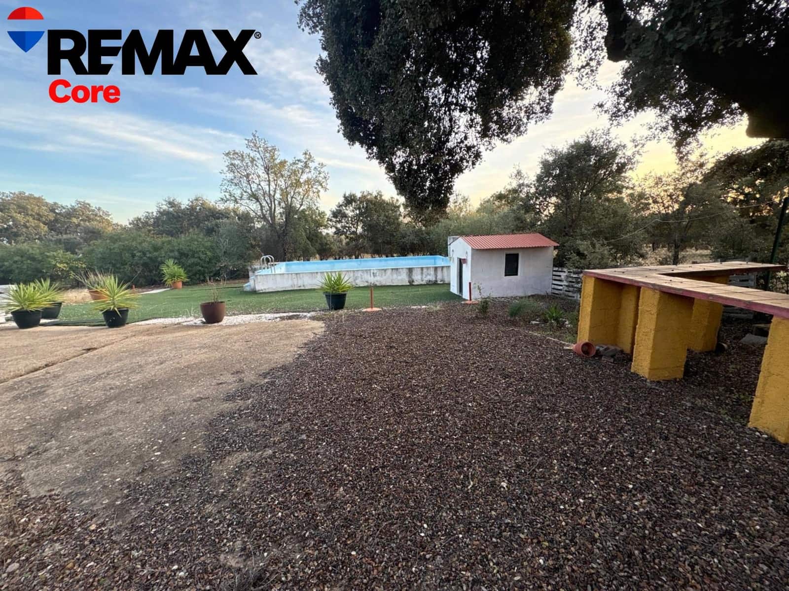 Undeveloped Land for sale in La Roca de la Sierra - € 600,000 (Ref: 9629982)