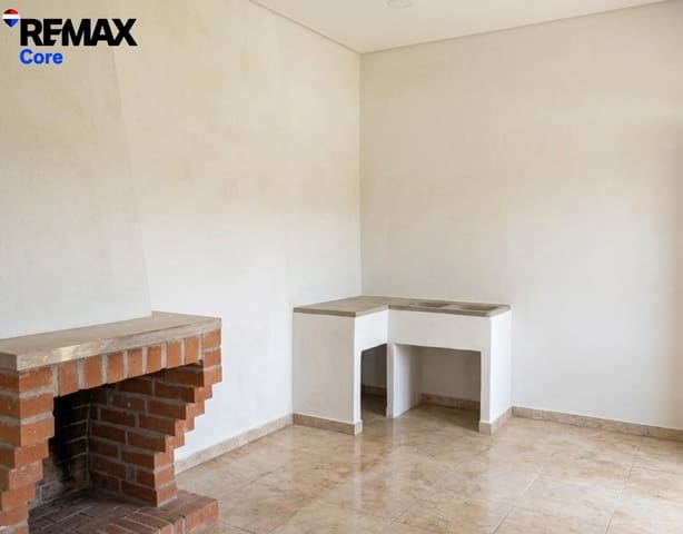 Rakentamaton maa myytävänä paikassa Montánchez - 33 000 € (Ref: 9661960)